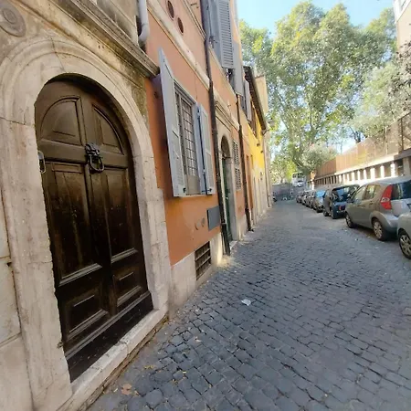 Sunhouserome Řím